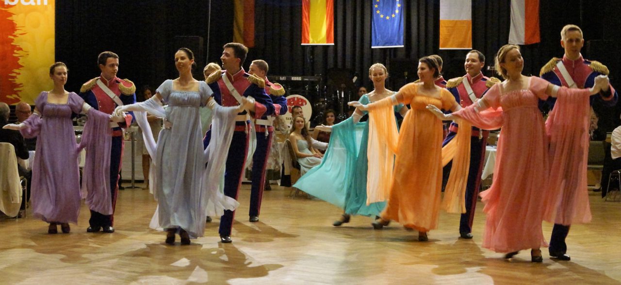 Rot-Gold Ball 2016