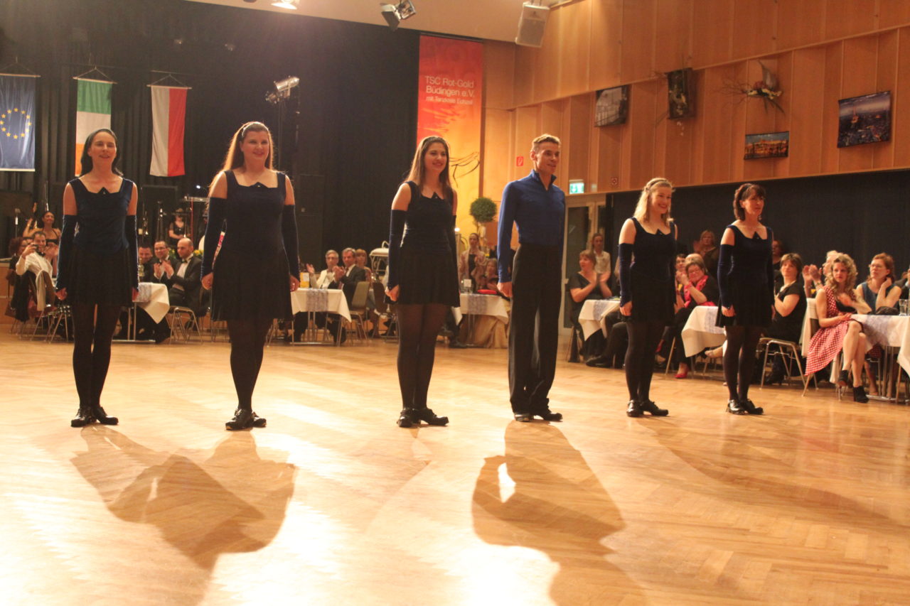 Rot-Gold Ball 2016